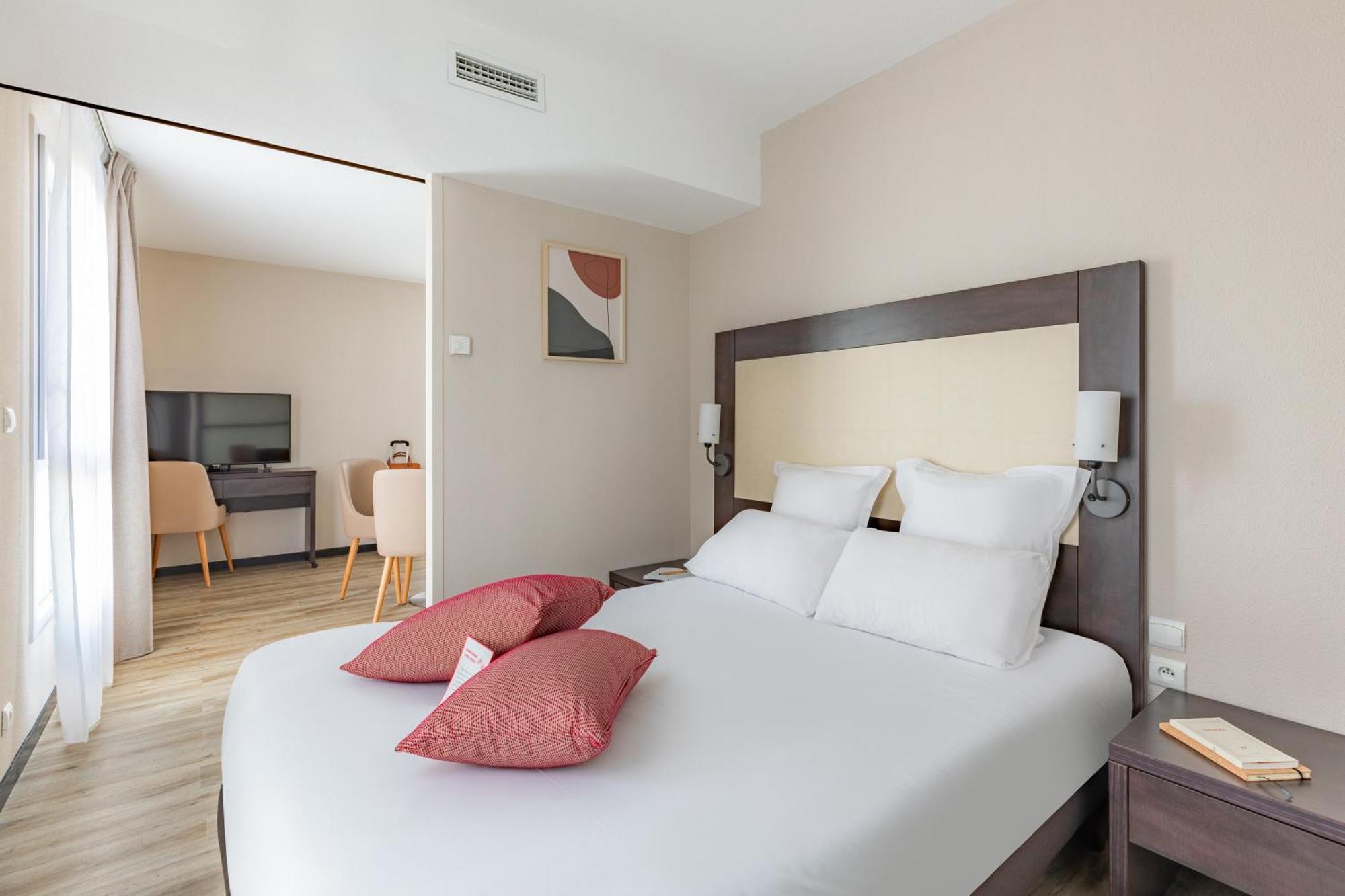 Park&Suites Elegance Nantes Atlantis Saint-Herblain Exterior foto