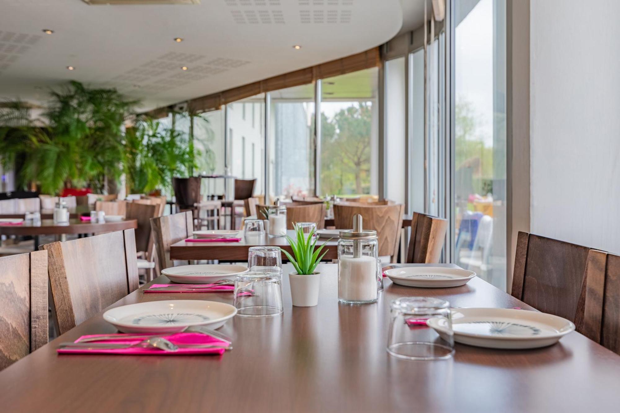 Park&Suites Elegance Nantes Atlantis Saint-Herblain Exterior foto