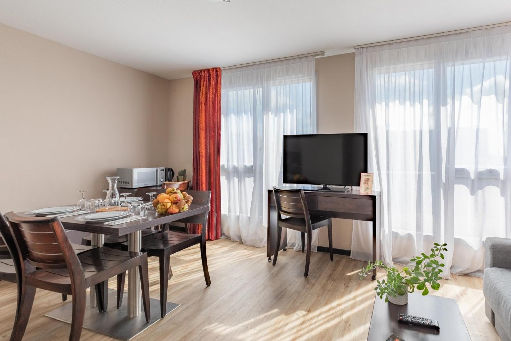 Park&Suites Elegance Nantes Atlantis Saint-Herblain Exterior foto