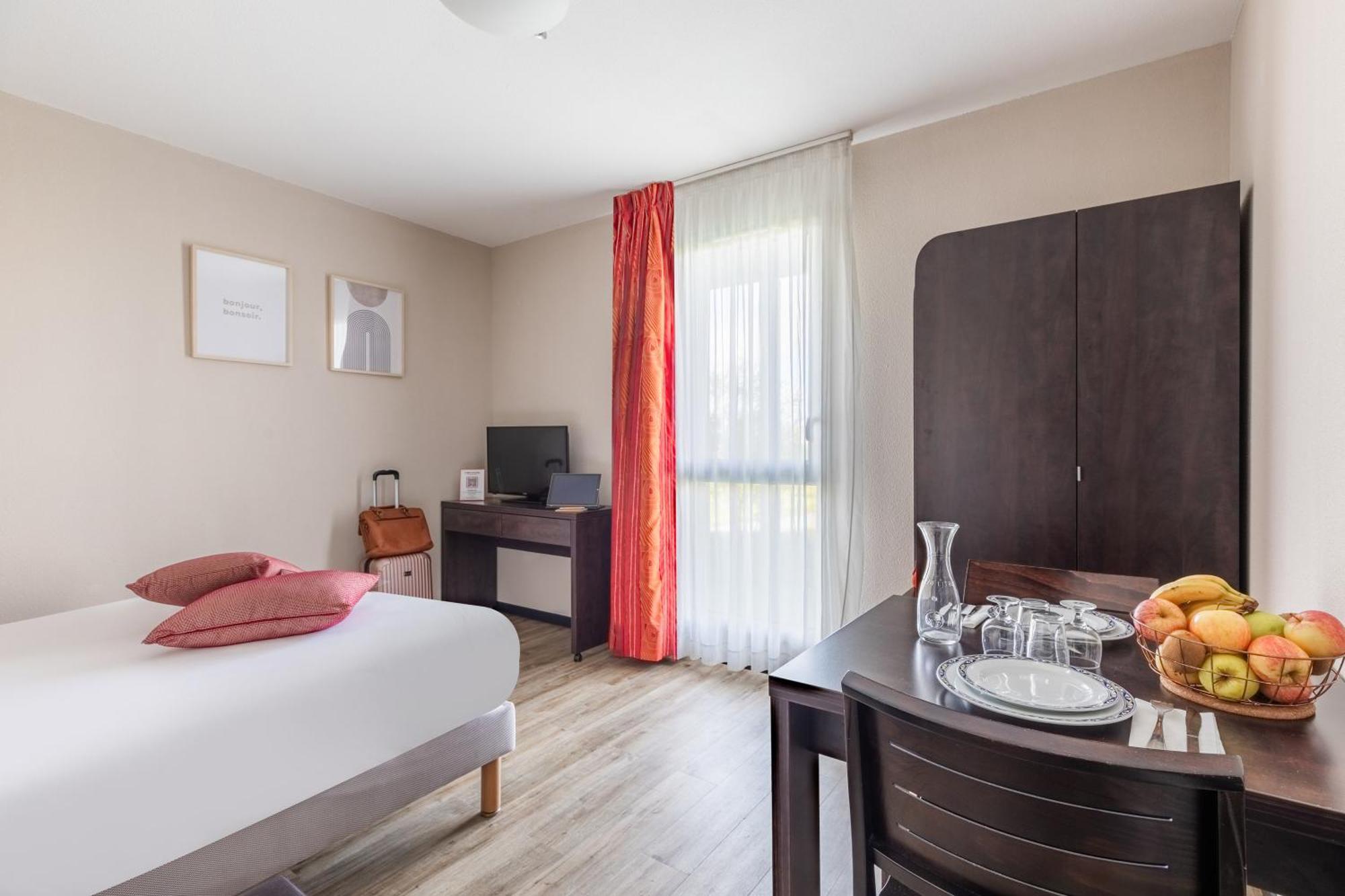 Park&Suites Elegance Nantes Atlantis Saint-Herblain Exterior foto